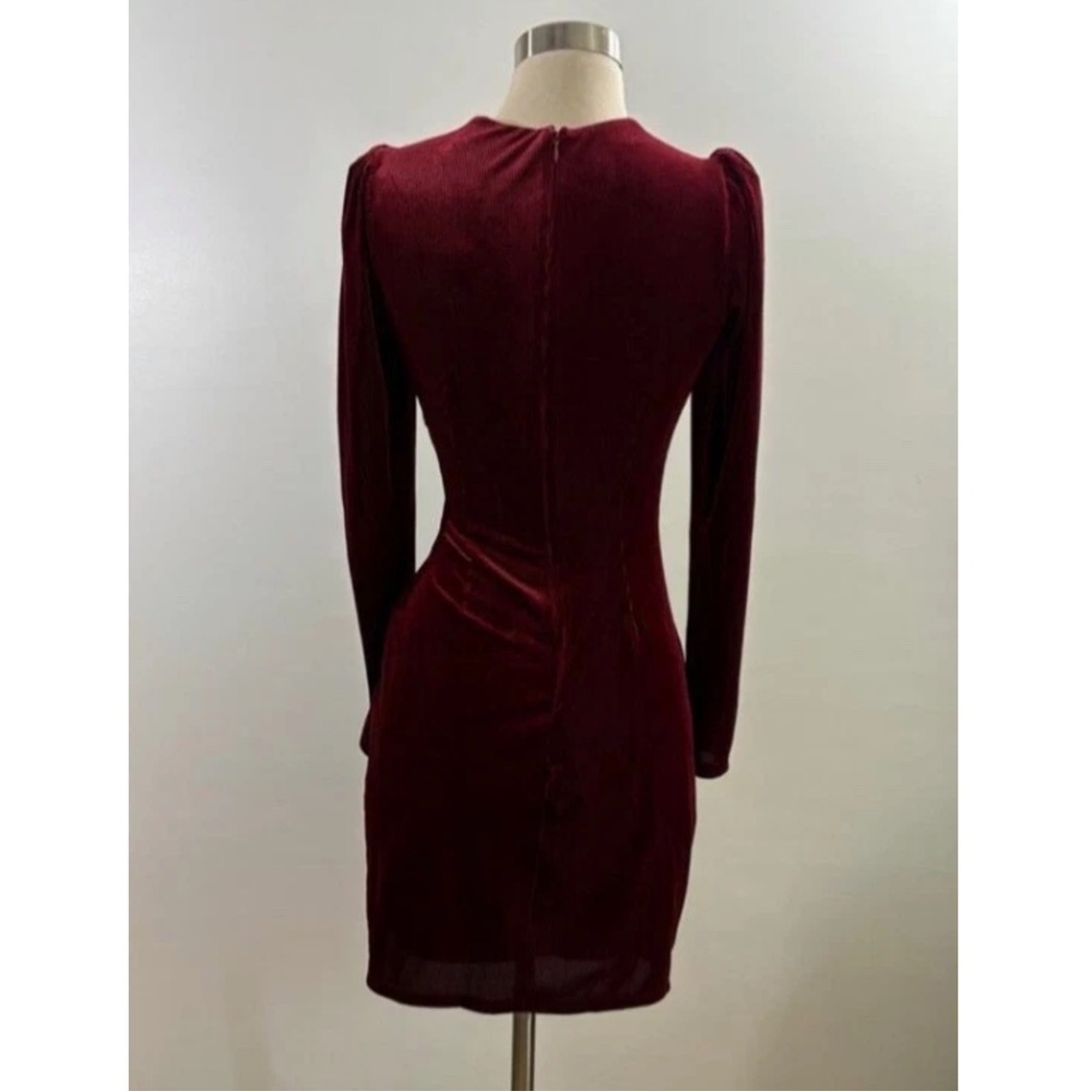 Astr The Label Lanita Velvet Dress In Merlot Size Xs View 3